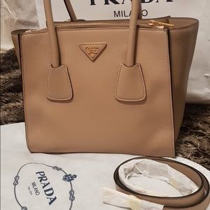 Beautiful brand new Prada tote bag